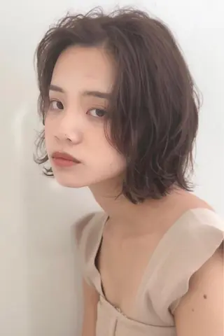 ミディアム カラー IVY joure Suzu.のヘアスタイル