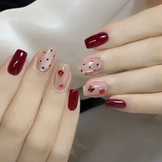 ネイル 高木 維麗絲のネイルデザイン