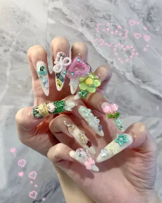 ネイル Lignal.liit【リグナルリット】所属・Lignalliit KANAKO🦭のネイルデザイン