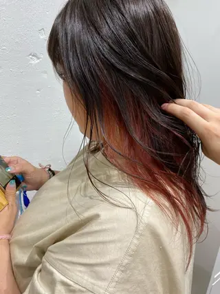 セミロング カラー kai .のヘアスタイル