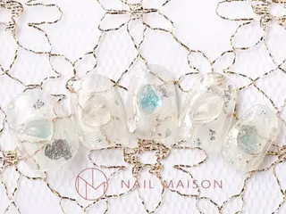 ネイル T RIRIKAのネイルデザイン