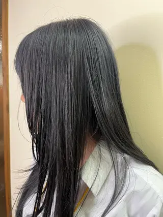 カラー eMir... 武蔵小杉所属・新舘 怜奈のヘアスタイル