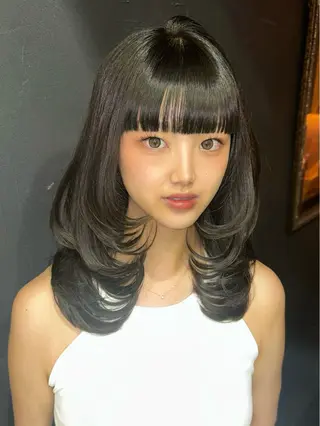 ロング レイヤー/マツエク 💋𝑨𝑵𝑵𝑨のヘアスタイル