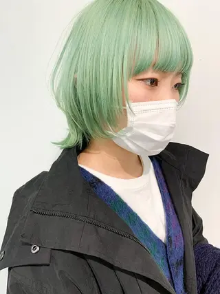 ショート カラー スパイラルパーマ 🌐hina⭐️のヘアスタイル