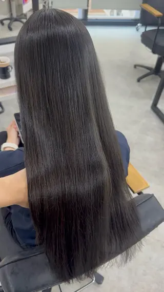 ロング カラー 赤み無し柔らかカラー 【梅田】madokaのヘアスタイル