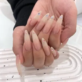 ネイル FLY Nail Salonのネイルデザイン