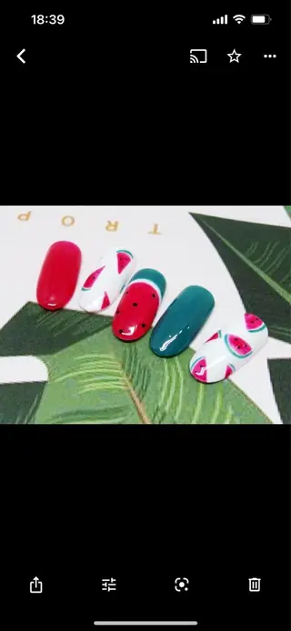 ミディアム ティーエヌ 金山駅東口店のネイルデザイン