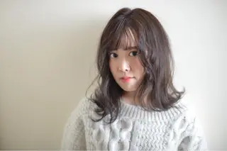 セミロング GLROW haruhiのヘアスタイル