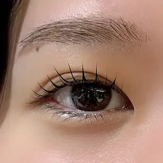 マツエク・マツパ 伊藤 茉椰のヘアスタイル