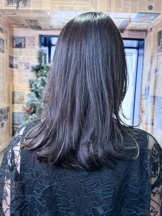 セミロング カラー Chic シックのヘアスタイル