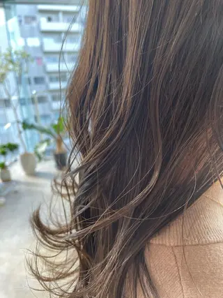 ミディアム カラー レイヤー／似合わせ TAKUYAのヘアスタイル