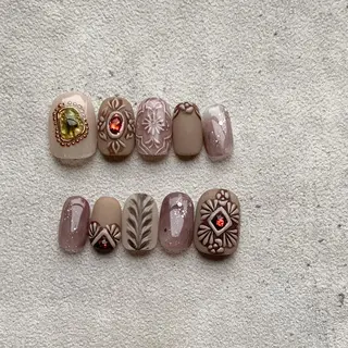 ネイル atelier　FIORITURA所属・FIORITURA aiのネイルデザイン