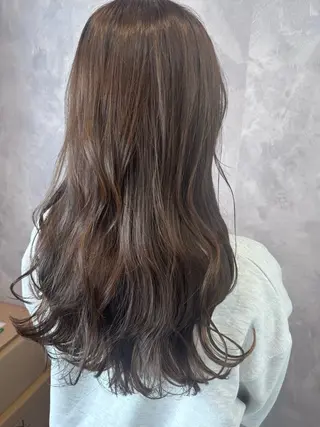 ロング カラー ヒヨシ ルナのヘアスタイル