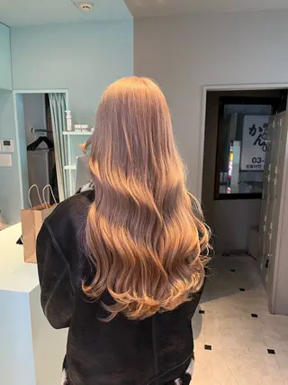 ロング カラー ブリーチカラー 🩵MIZUKIのヘアスタイル