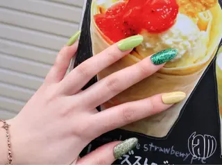 ネイル fam.LMN所属・LMN Rei🐰ᩚのネイルデザイン