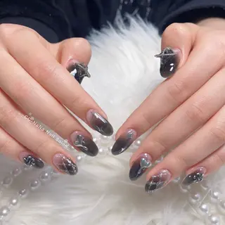 ネイル CC  NaNa ワンホンネイル🌙Nのネイルデザイン