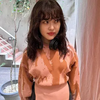 ミディアム パーマ 大橋 芽衣のヘアスタイル