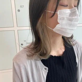 ミディアム 長井 麻帆のヘアスタイル