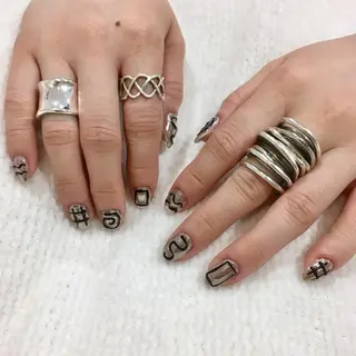 ネイル nable.所属・栗林 実莉のネイルデザイン