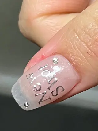 ネイル Hikari 🌺のネイルデザイン