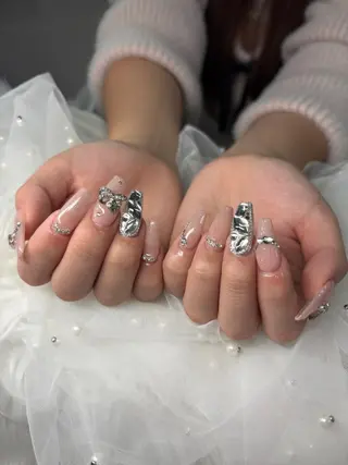 ネイル SHION  のネイルデザイン