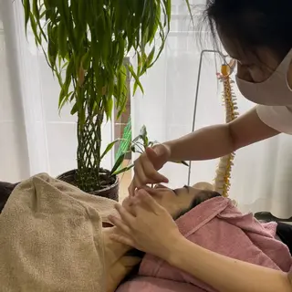 ES esthetiquesalon所属・Mano Amikaのエステ・リラクイメージ