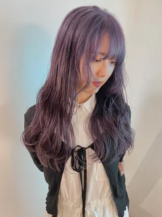 カラー 🎀ボブ＋ハイトーン シュカ👶🏻のヘアスタイル