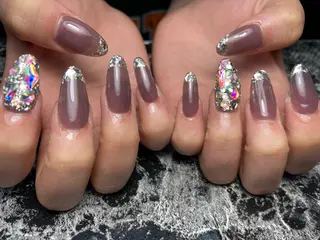 ミディアム ネイル ✴︎ Delightのネイルデザイン