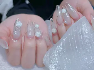 ネイル ネイルサロンエクラ 🫧Shizukaのネイルデザイン