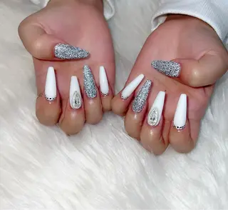 ネイル Lino+ ネイル&よもぎ蒸しのエステ・リラクイメージ