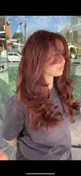 ロング Merlyosaka所属・Merlyosaka 早川未来のヘアスタイル