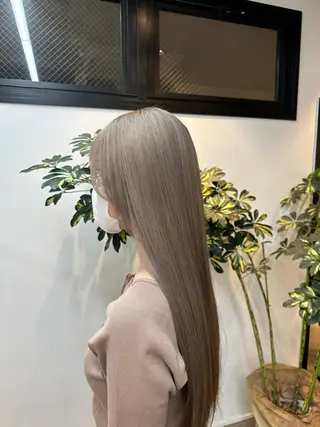 ロング カラー yuika .のヘアスタイル