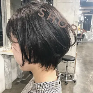 ショート カラー YU-KA ✂︎ROSSOのヘアスタイル