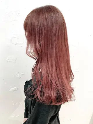 セミロング カラー raika .のヘアスタイル