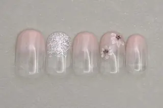 ネイル 長谷川 美穂のネイルデザイン