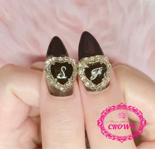 ネイル CROWN プライベートサロンのネイルデザイン