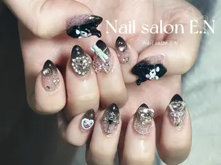ネイル E.N🦋 長さ出し/持ち込みのネイルデザイン
