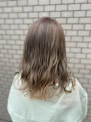 ミディアム カラー 岡本 拓朗のヘアスタイル