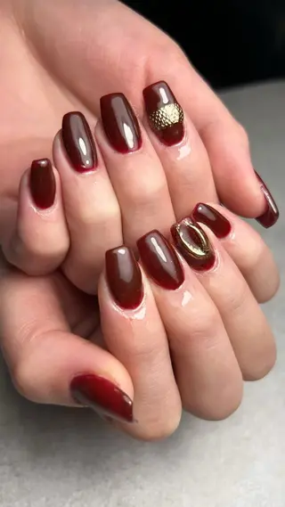 ネイル 関山 志乃のネイルデザイン