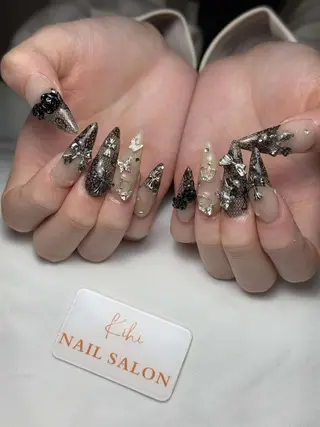 ネイル 💕鈴木ユリ パラジェル/オフ無料のネイルデザイン