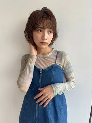 ショート カラー 大田 理央のヘアスタイル