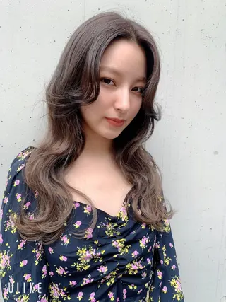 ミディアム カラー 透明感/オリーブ/ グレージュ/YUKAのヘアスタイル