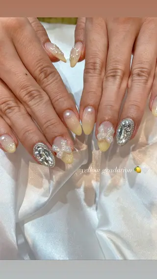 ネイル classic 新横浜所属・山田 暉のネイルデザイン