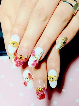 ネイル 出川 ゆりのネイルデザイン