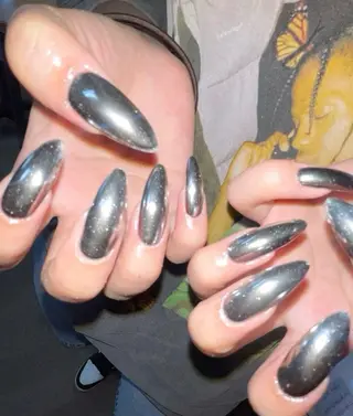 ネイル 黒政 茜のネイルデザイン