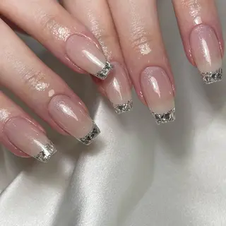 ミディアム ネイル richeri beautyのネイルデザイン