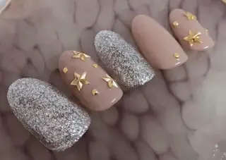 ネイル ゲン レイカのネイルデザイン