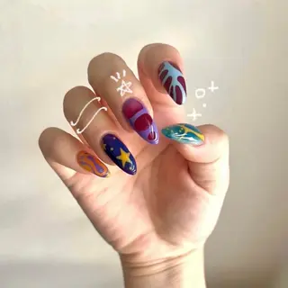 ミディアム ゆびノさき omotesandoのネイルデザイン