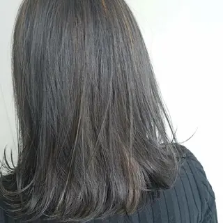 ミディアム カラー iplus まつげ、眉毛、耳つぼのマツエク・マツパデザイン