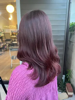 カラー イシイ ハルナ 🤍のヘアスタイル